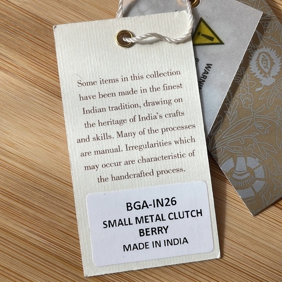 Brand New Antik Kraft Handcrafted India Small Metal Clutch Red Berry Chain Purse - Picture 14 of 15